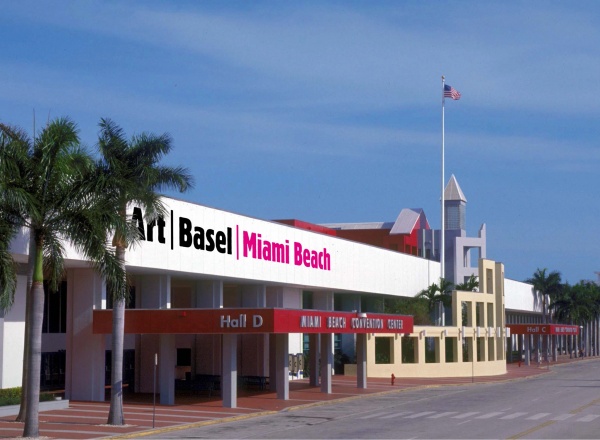 ART BASEL MIAMI BEACH