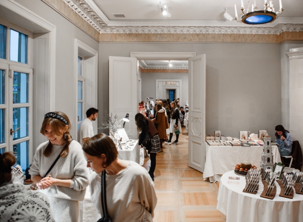 Ярмарка брендов в русском стиле «Светлица»