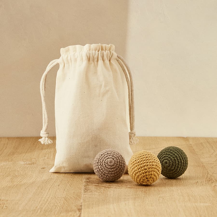 Игрушка с бубенчиком