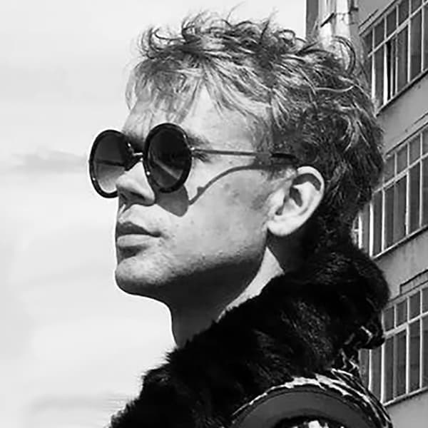 Александр Семёнов, исследователь архитектуры и дизайна, преподаватель, соавтор Telegram-канала «Клизма романтизма»