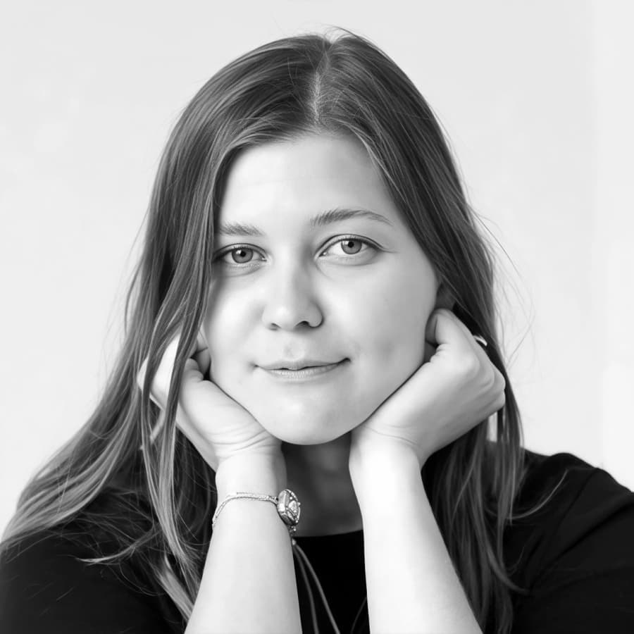 Люда Лучкова