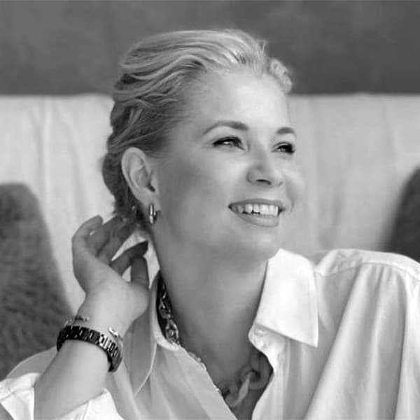 Нина Ванчугова, практикующий стейджер и блогер, член Ассоциации хоумстейджеров России, основатель агентства хоумстейджинга и редизайна VOZDUH