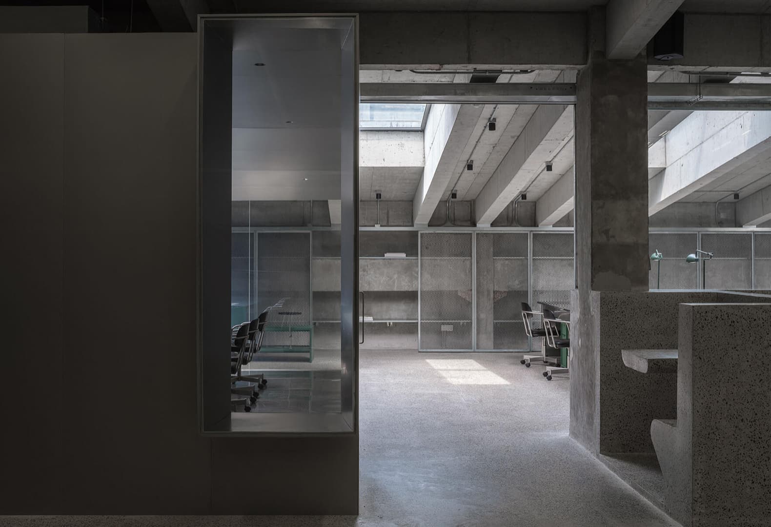 Nomadland | RED PLUS Studio – интерьер по проекту Neri&Hu