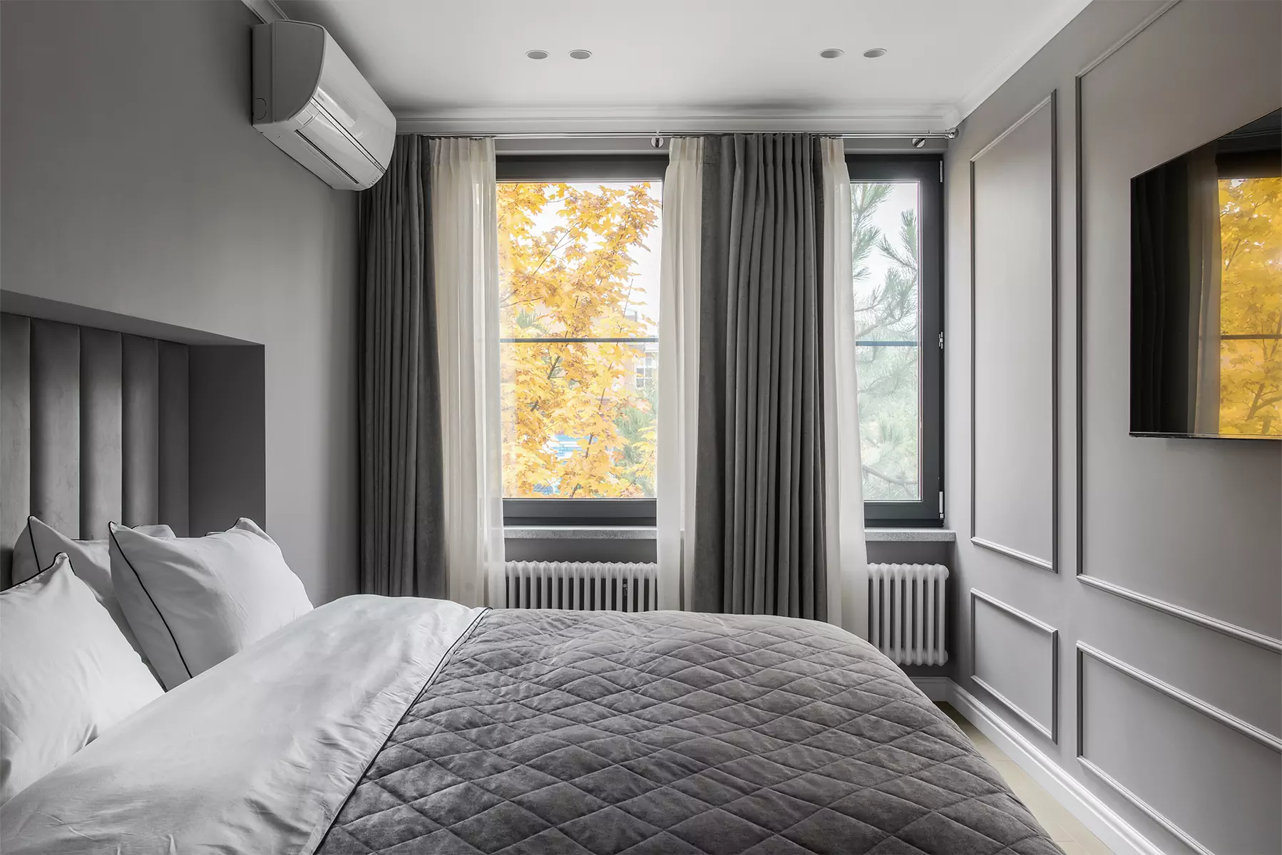 Разнообразие фактур в интерьере трехэтажного таунхауса в Одинцово — проект Натальи Чусовой и Марии Вакар