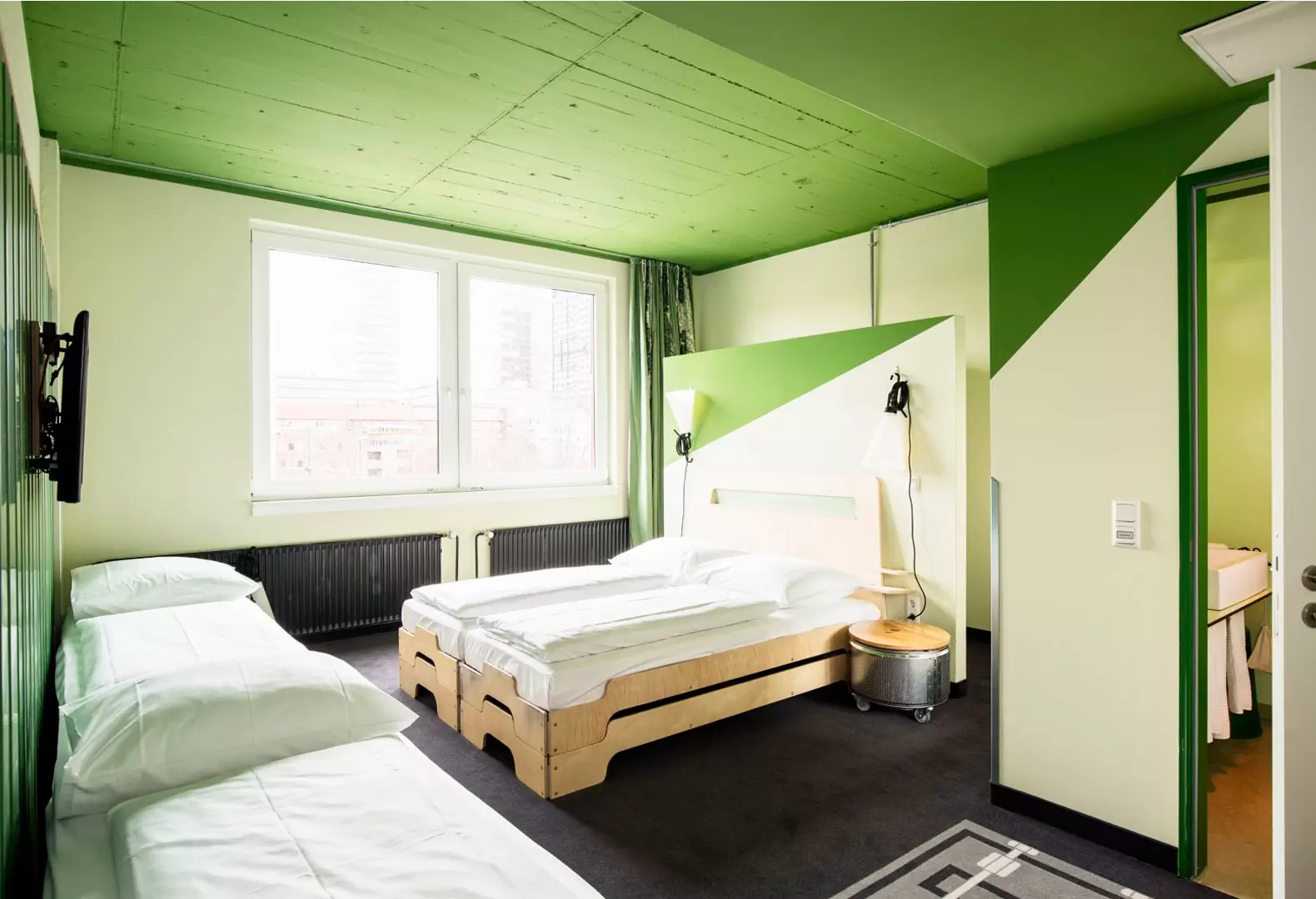 Superbude, Гамбург, Дизайн Dreimeta. Фото: Superbude Hostel