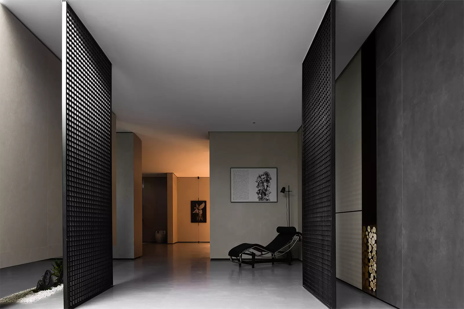 Ломаные линии и сложная геометрия в интерьере выставочного зала в Китае — проект Topway Space Design