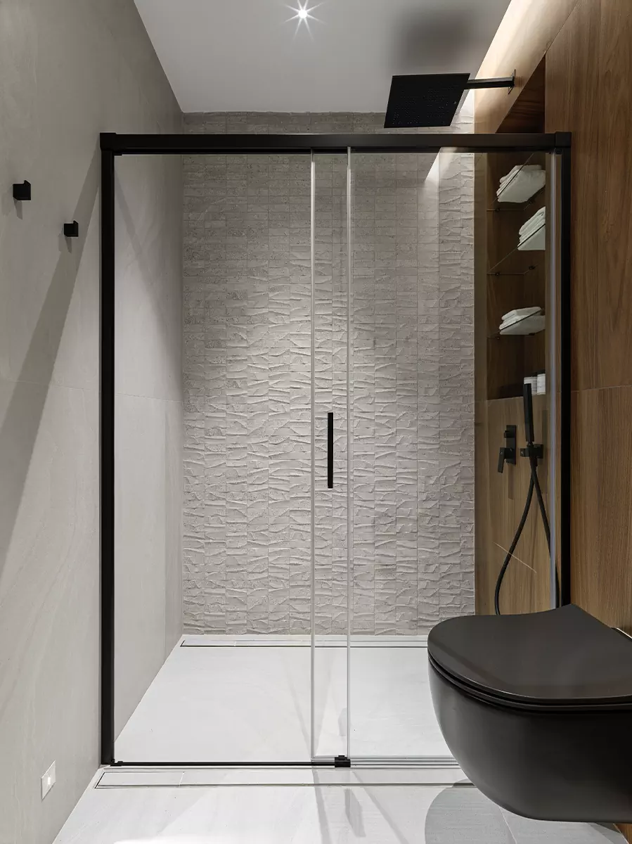 Спокойный интерьер московских апартаментов для молодой девушки — проект студии A&ES