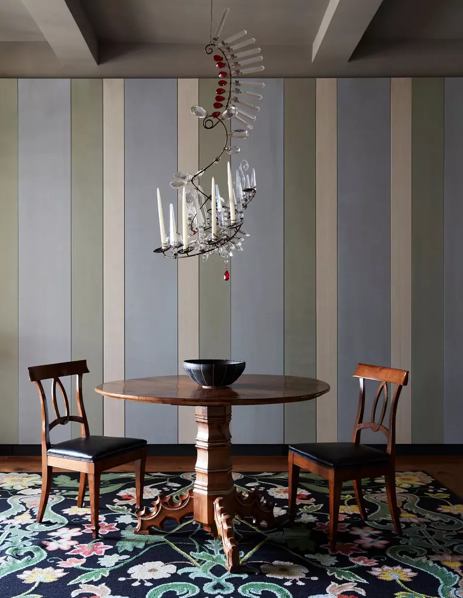 Эклектичный интерьер лофта, наполненный искусством и арт-объектами – проект Райана Лоусона