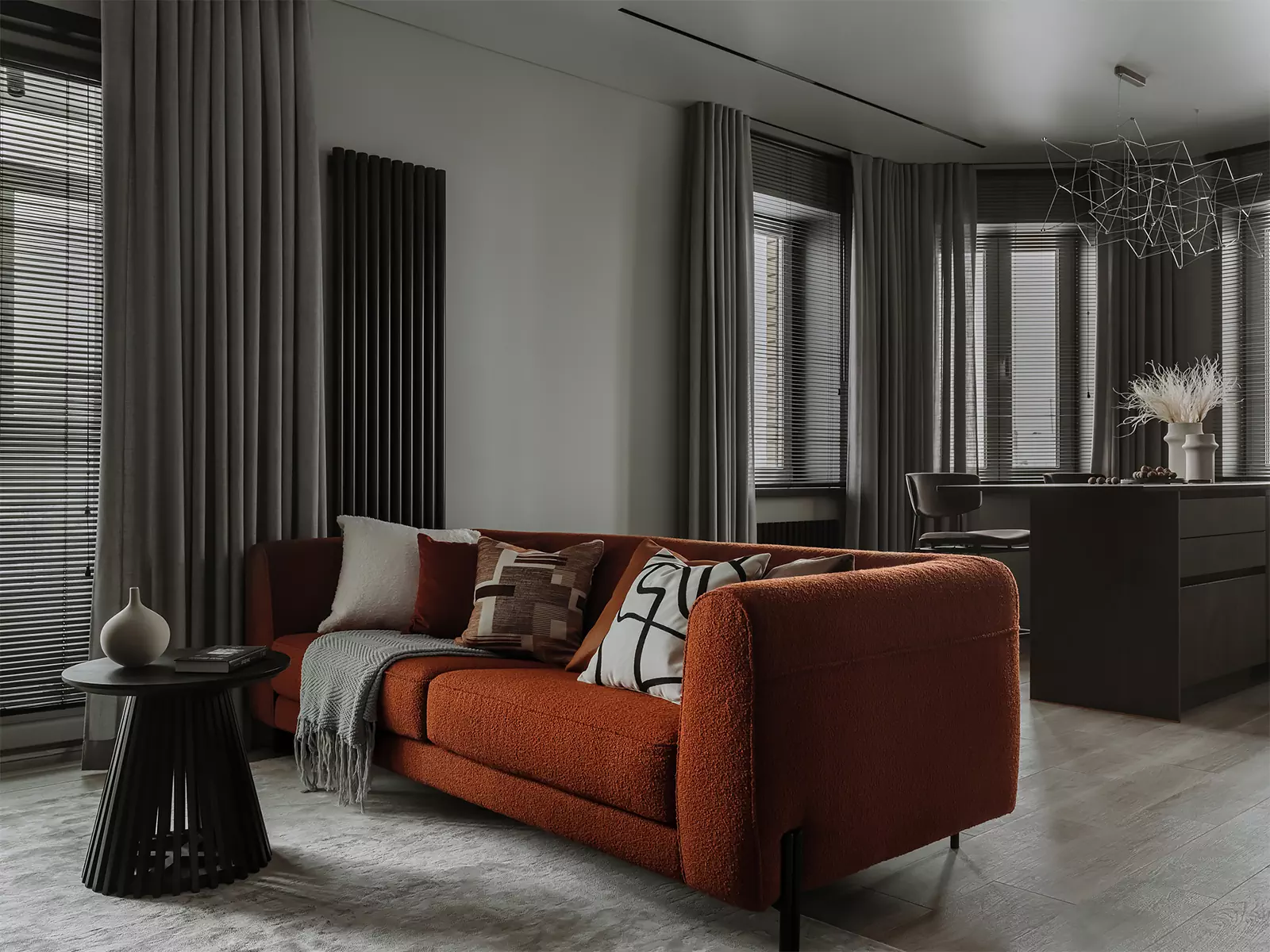 Расслабленная палитра и натуральные материалы в интерьере большой квартиры — проект студии дизайна ROOM