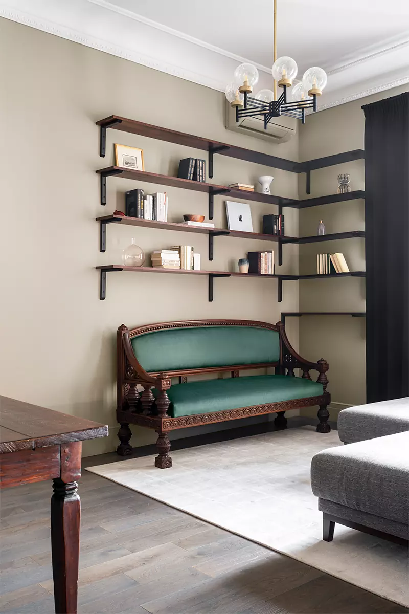 Винтажные детали в интерьере квартиры в дореволюционном доходном доме — проект Кирилла Савченкова и Оксаны Бажиной