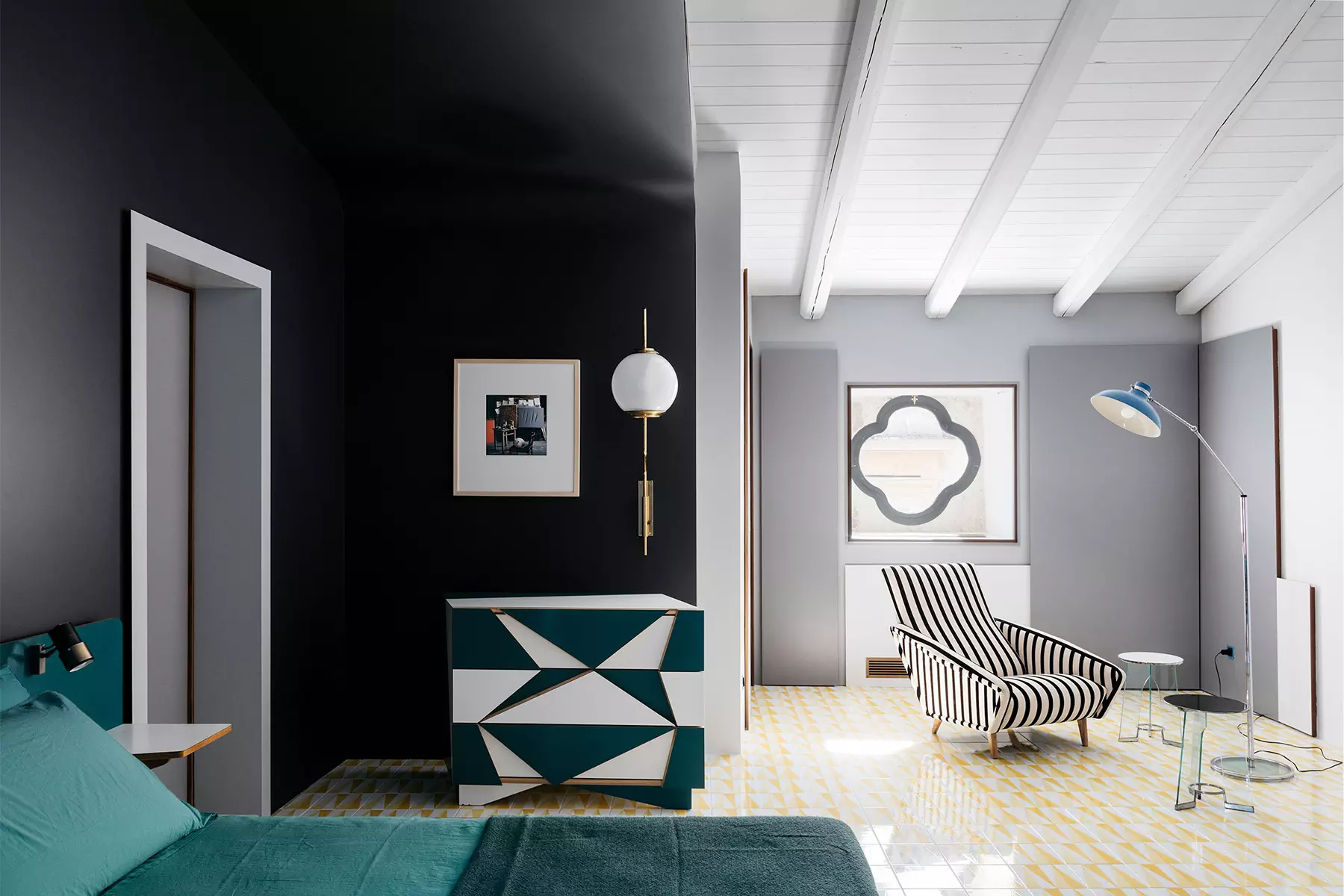 Сюрреалистичный интерьер бутик-отеля в королевском палаццо XIV века — проект Анны-Марии Энсельми