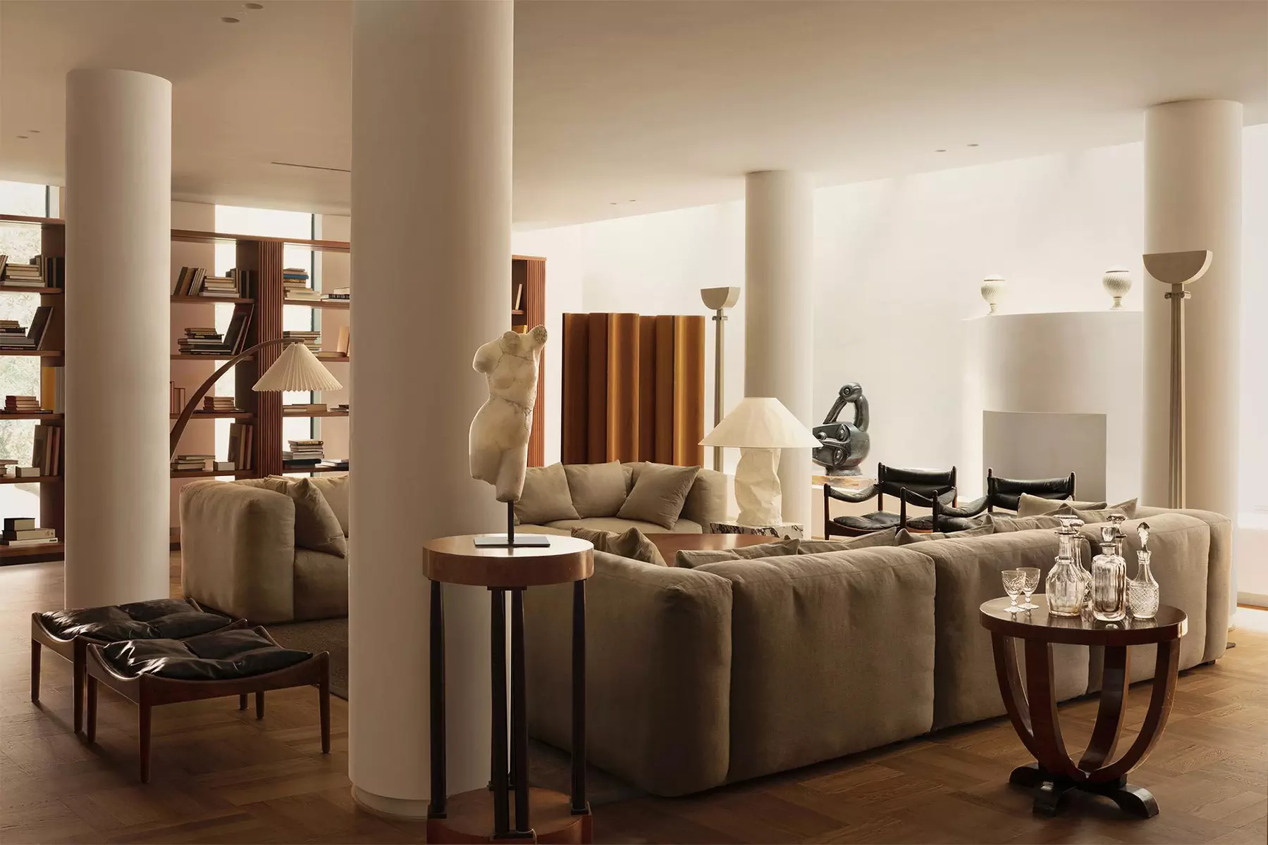 Атмосфера 60-х годов в респектабельном интерьере дома для лондонского ресторатора — проект CHILD STUDIO