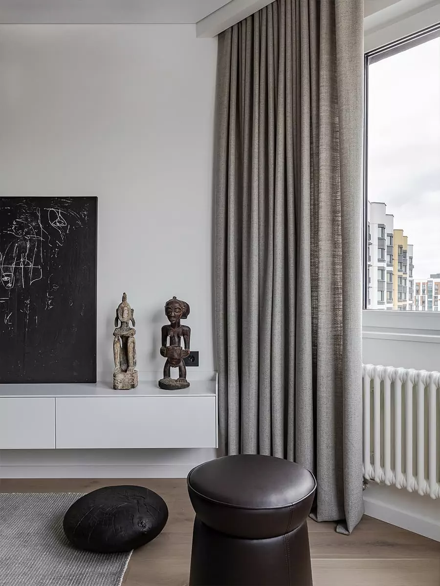 Интерьер квартиры с элементами этники и отсылкой к индонезийской культуре — проект Ольги Ибадовой