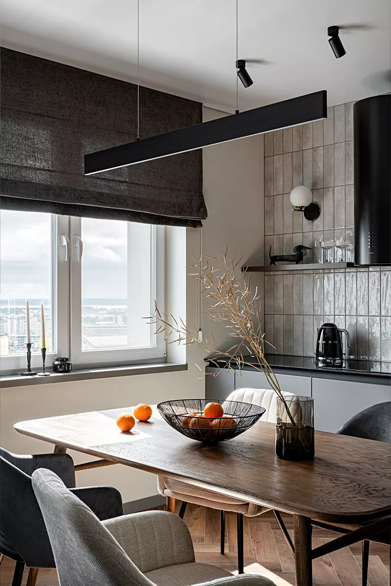 Контрасты и неожиданные решения в интерьере квартиры для молодой пары — проект Артема Шакурова