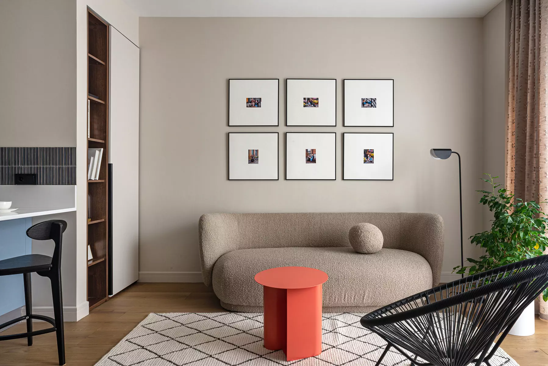 Пастельные тона и мягкие формы в интерьере квартиры для семьи с детьми — проект Анны и Дмитрия Коробко