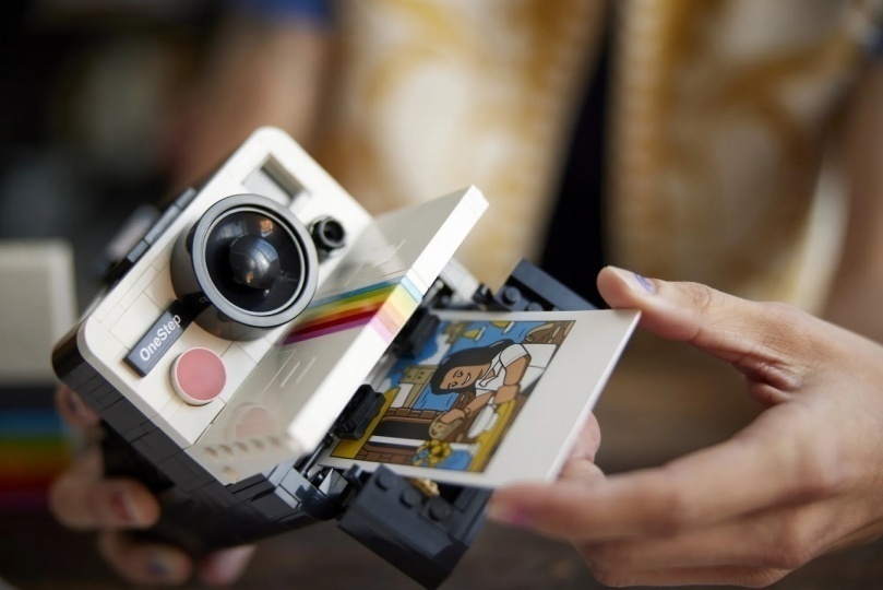 Фотоаппарат Polaroid можно будет собрать из LEGO