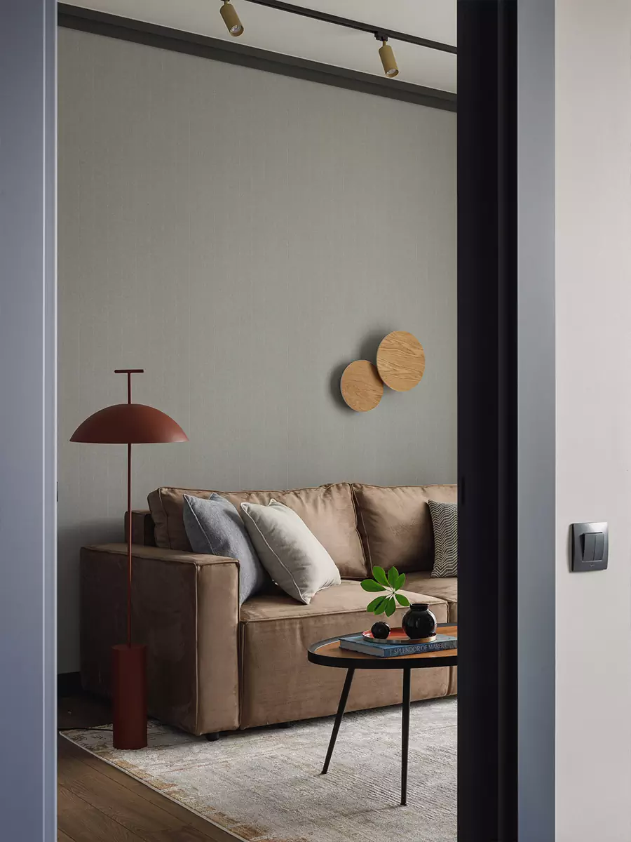 Натуральный камень и детали ручной работы в интерьере квартиры под сдачу в аренду — проект Евгении Николаевой