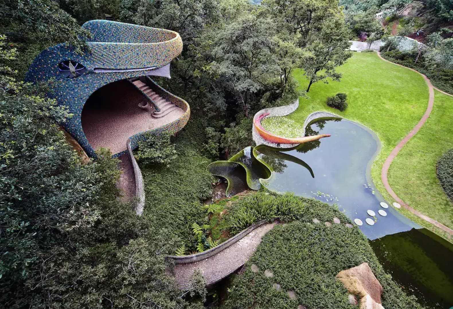 Quetzalcoatl's Nest, Наукальпан-де-Хуарес, Мексика. Фото: El Nido de Quetzalcóatl