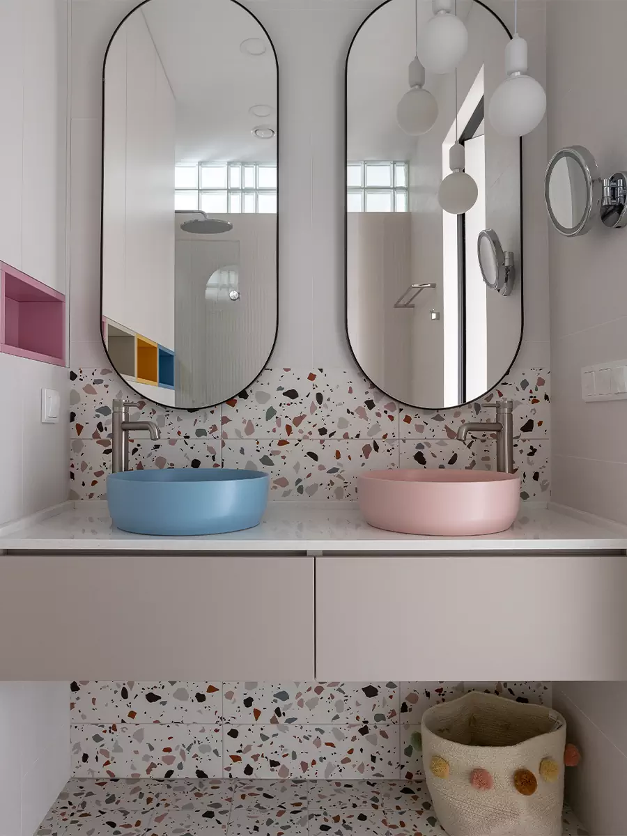 Ритмичные детали и продуманное зонирование в квартире для семьи дизайнера интерьера — проект Светланы Михайловой