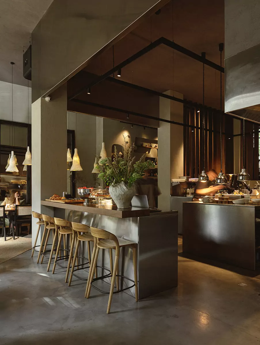 Умиротворяющий интерьер екатеринбургского ресторана Culta — проект студии Апарт 76