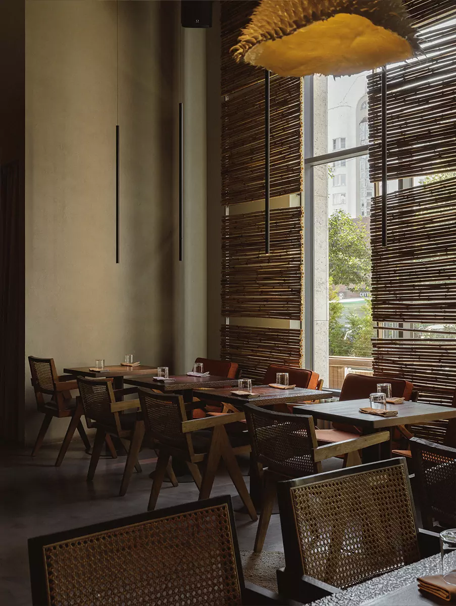 Умиротворяющий интерьер екатеринбургского ресторана Culta — проект студии Апарт 76