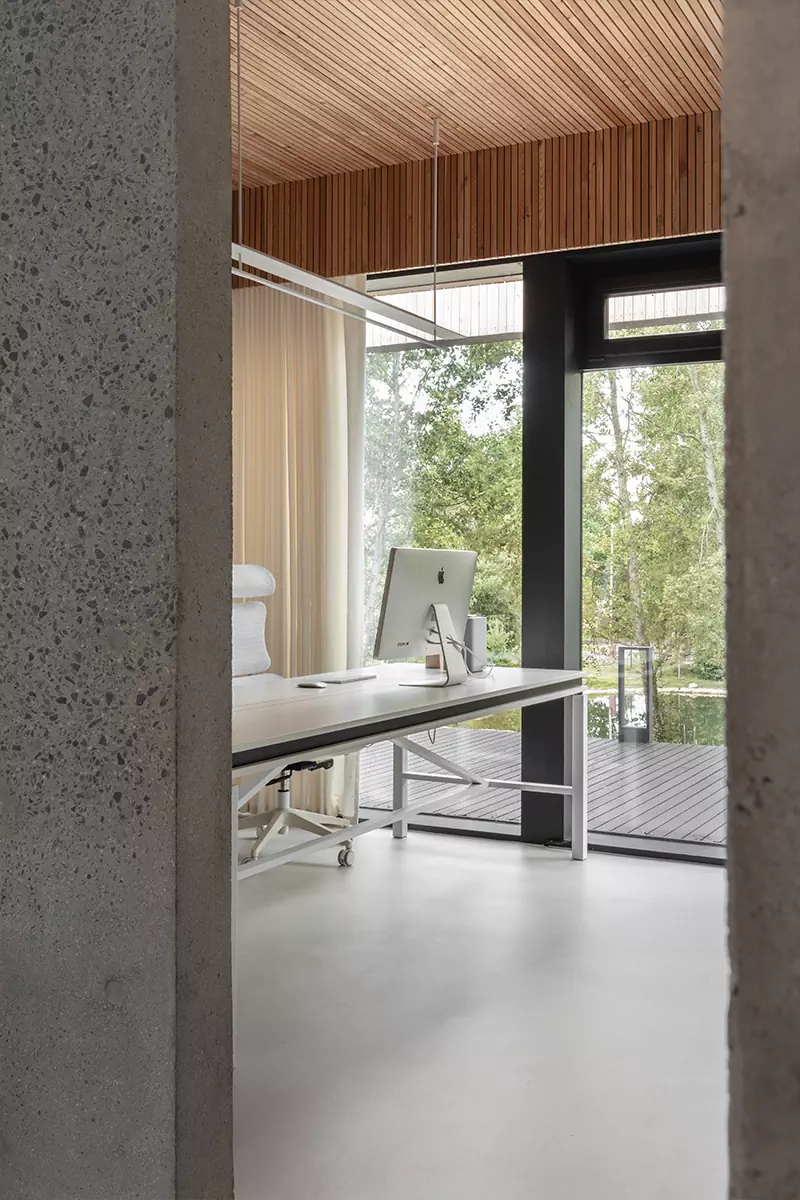 Дом мечты для архитектора: элегантный интерьер коттеджа в природных тонах — проект студии ZROBIM architects