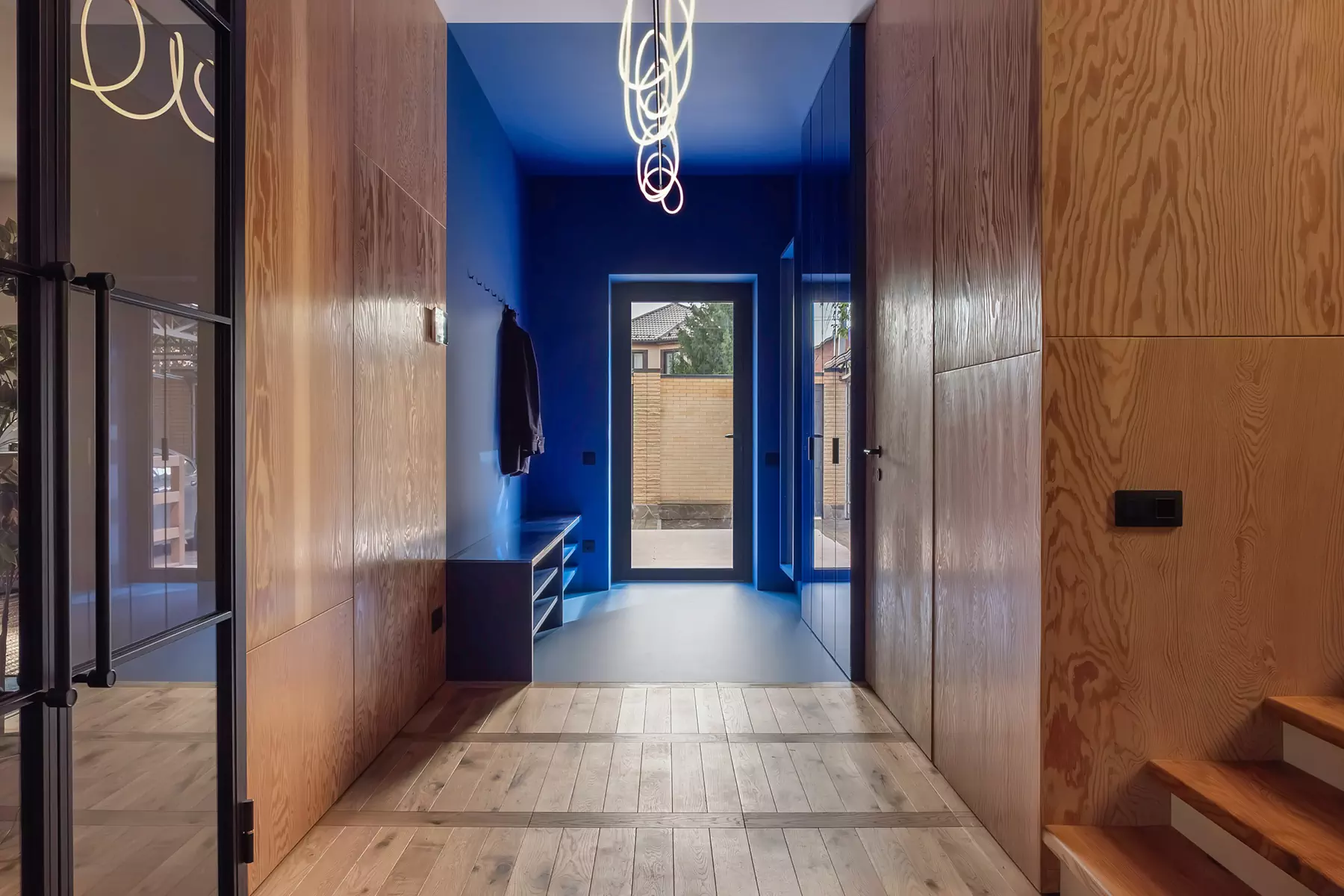 Творческий и экспрессивный интерьер дома с азиатскими мотивами — проект Константина Колесова