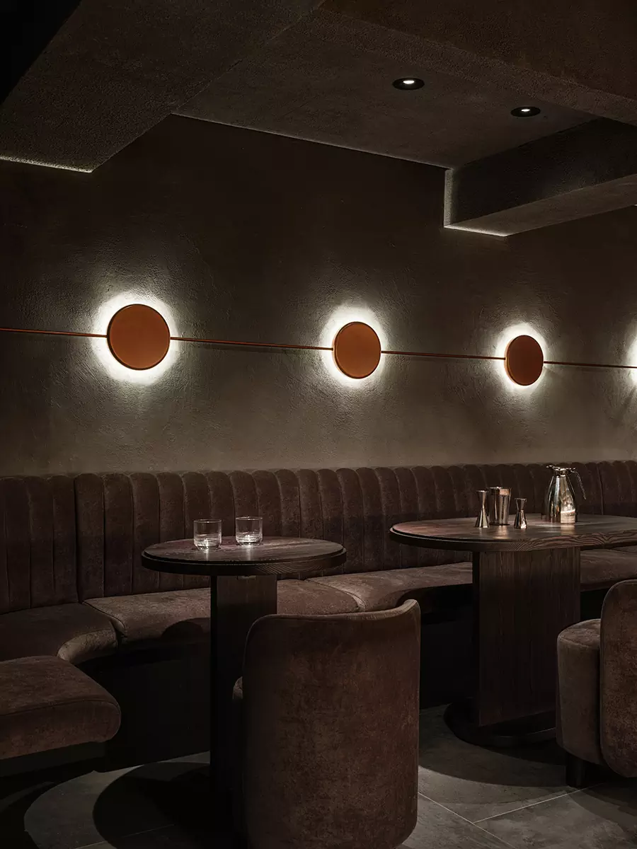 Тактильные материалы в интерьере коктейльного бара с перуанскими корнями — проект бюро Static Aesthetic Architects