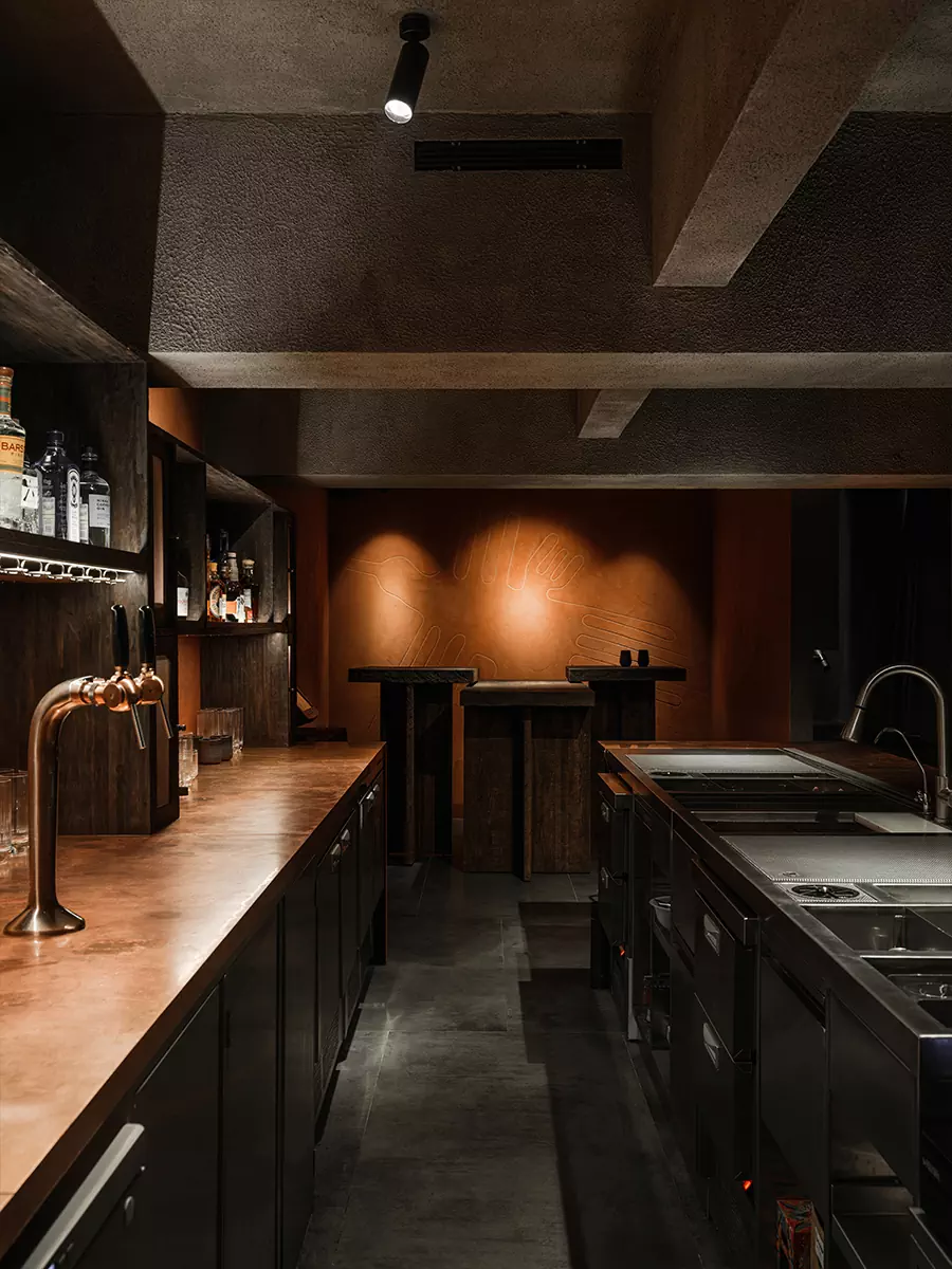 Тактильные материалы в интерьере коктейльного бара с перуанскими корнями — проект бюро Static Aesthetic Architects