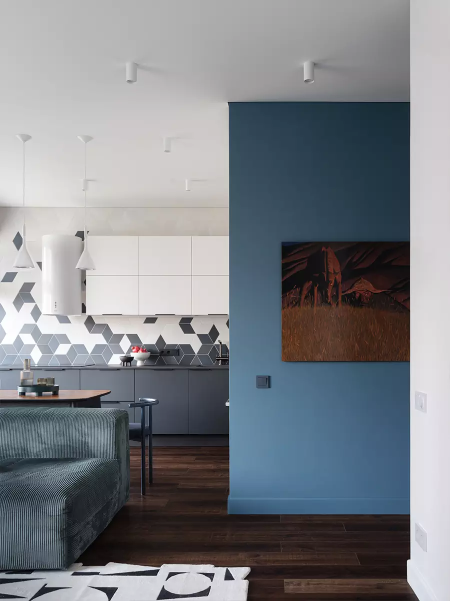 Строгий интерьер семейной квартиры, вдохновленный сюжетами японских гравюр – проект Дарьи Старцевой