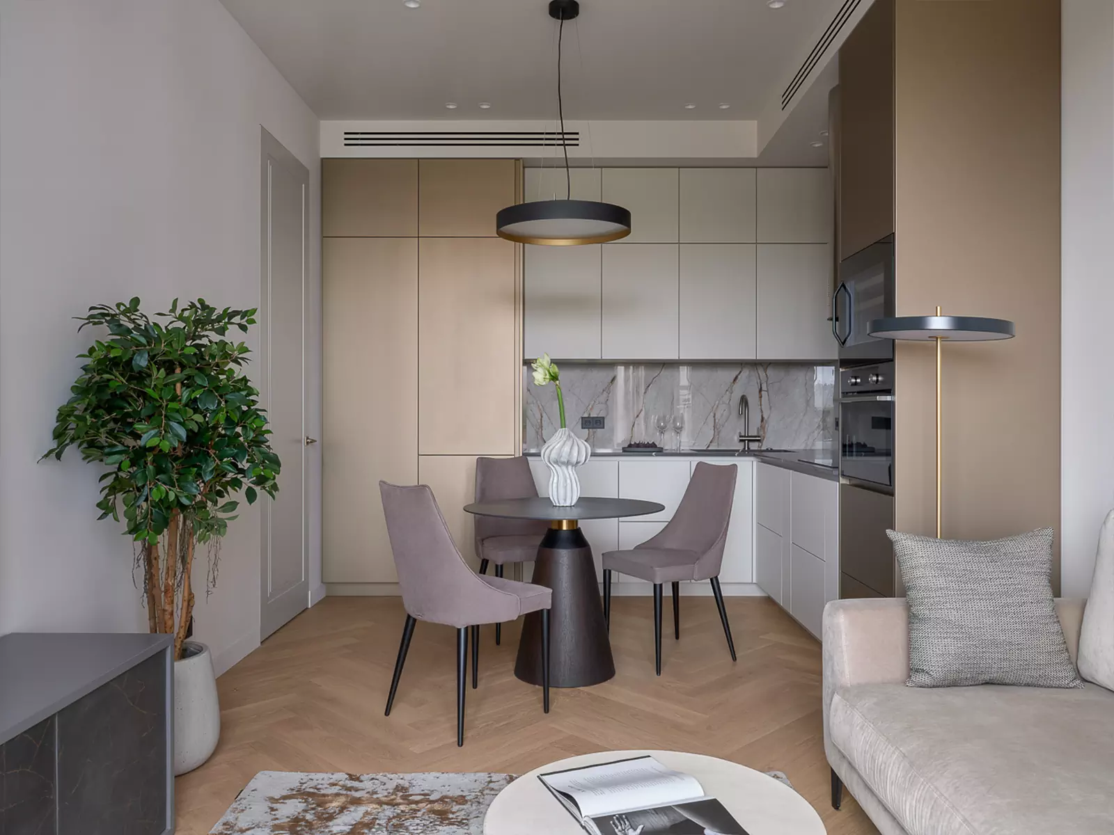 Микс простых форм и сложных фактур в интерьере квартиры для молодой девушки — проект Екатерины Бобровой