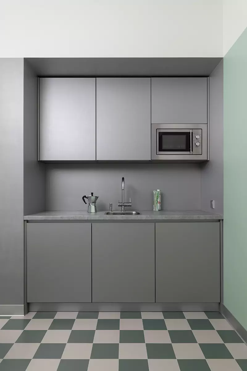 Сдержанный интерьер офиса компании по подбору персонала — проект студии PETIT BÜRO