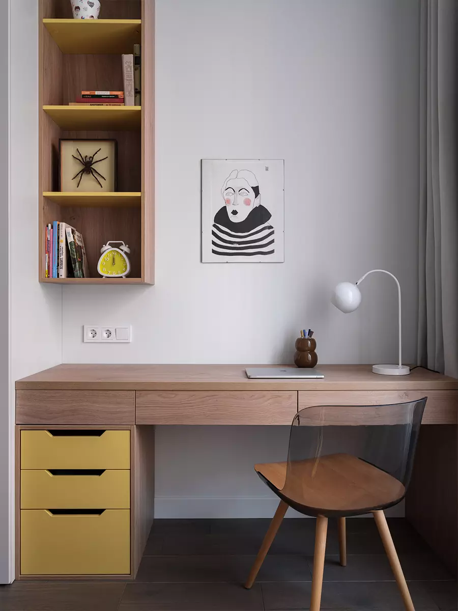 Лаконичный интерьер квартиры с кастомной мебелью — проект студии Lagom Interior