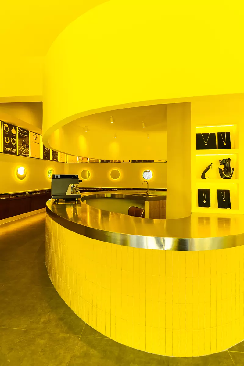 Всплеск цвета: красочный интерьер шоурума ювелирных украшений на Бали — проект Александры Бурмистровой