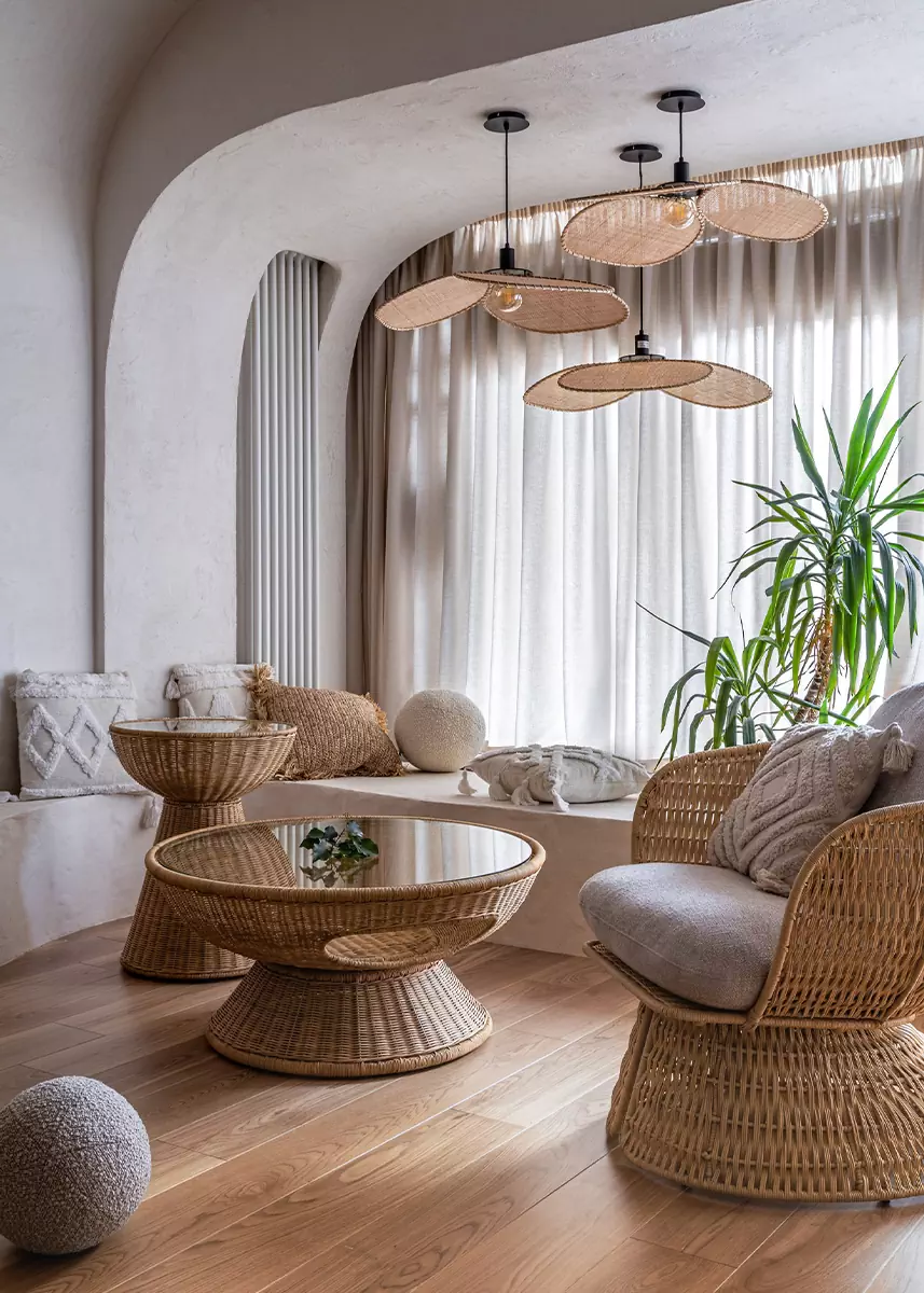 Обволакивающий интерьер студии йоги и медитации на юге России — проект архитектурного бюро «Симметрия»