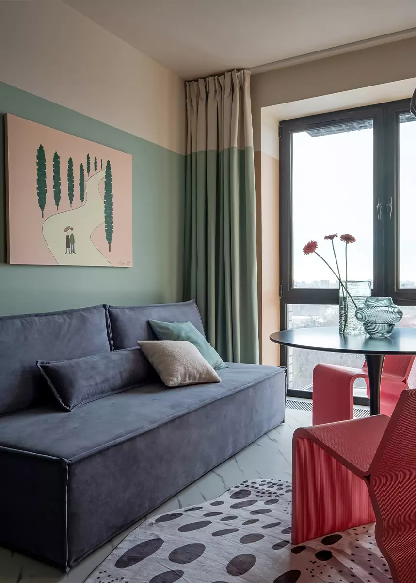 Пастельные тона и небанальные визуальные приемы в интерьере небольшой квартиры – проект Арт-студии «Мир»