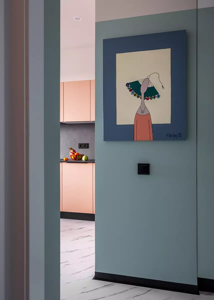 Пастельные тона и небанальные визуальные приемы в интерьере небольшой квартиры – проект Арт-студии «Мир»