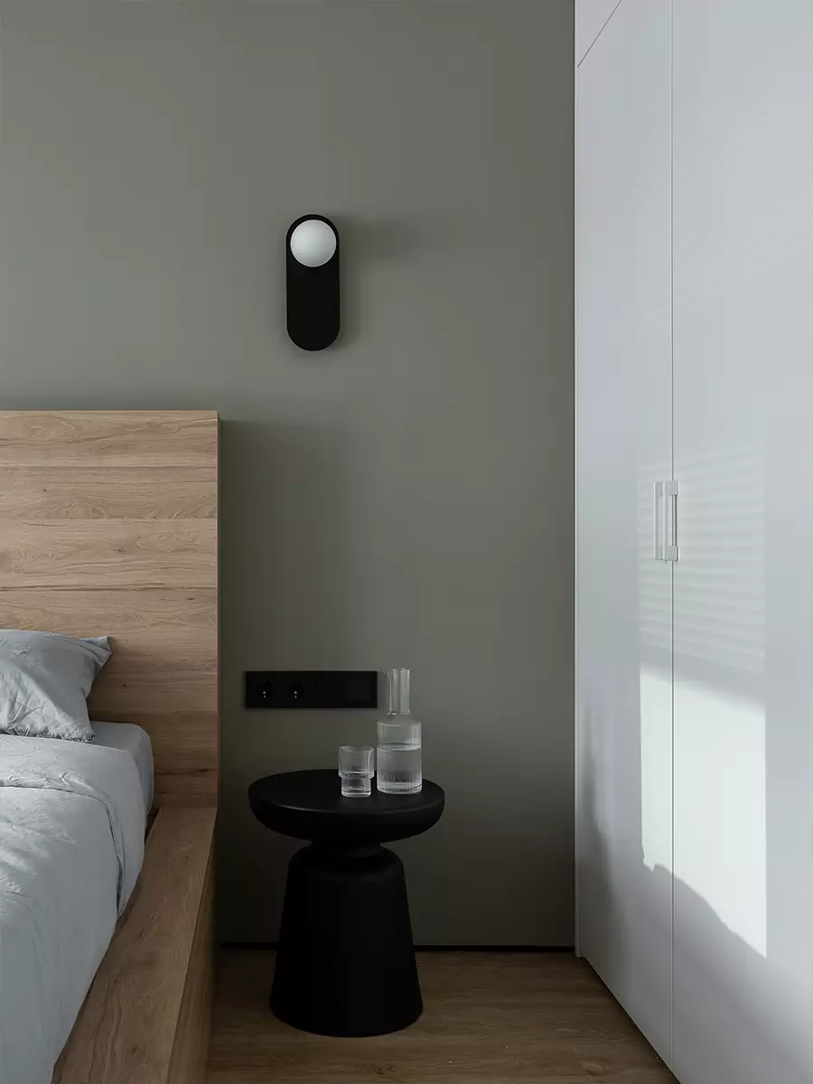 Эргономичные решения и спокойная палитра в интерьере маленькой квартиры для сдачи в аренду — проект студии URAL Interior