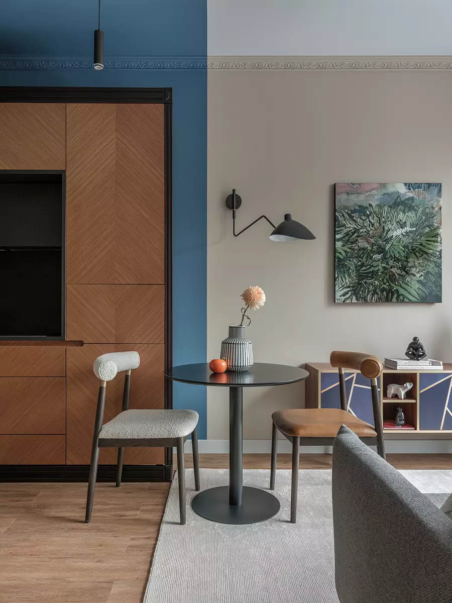 Кухня как сердце дома: акцентный гарнитур в интерьере небольшой квартиры — проект Али Башиловой