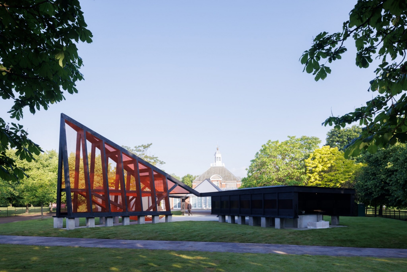 В Лондоне открывается павильон Serpentine Gallery