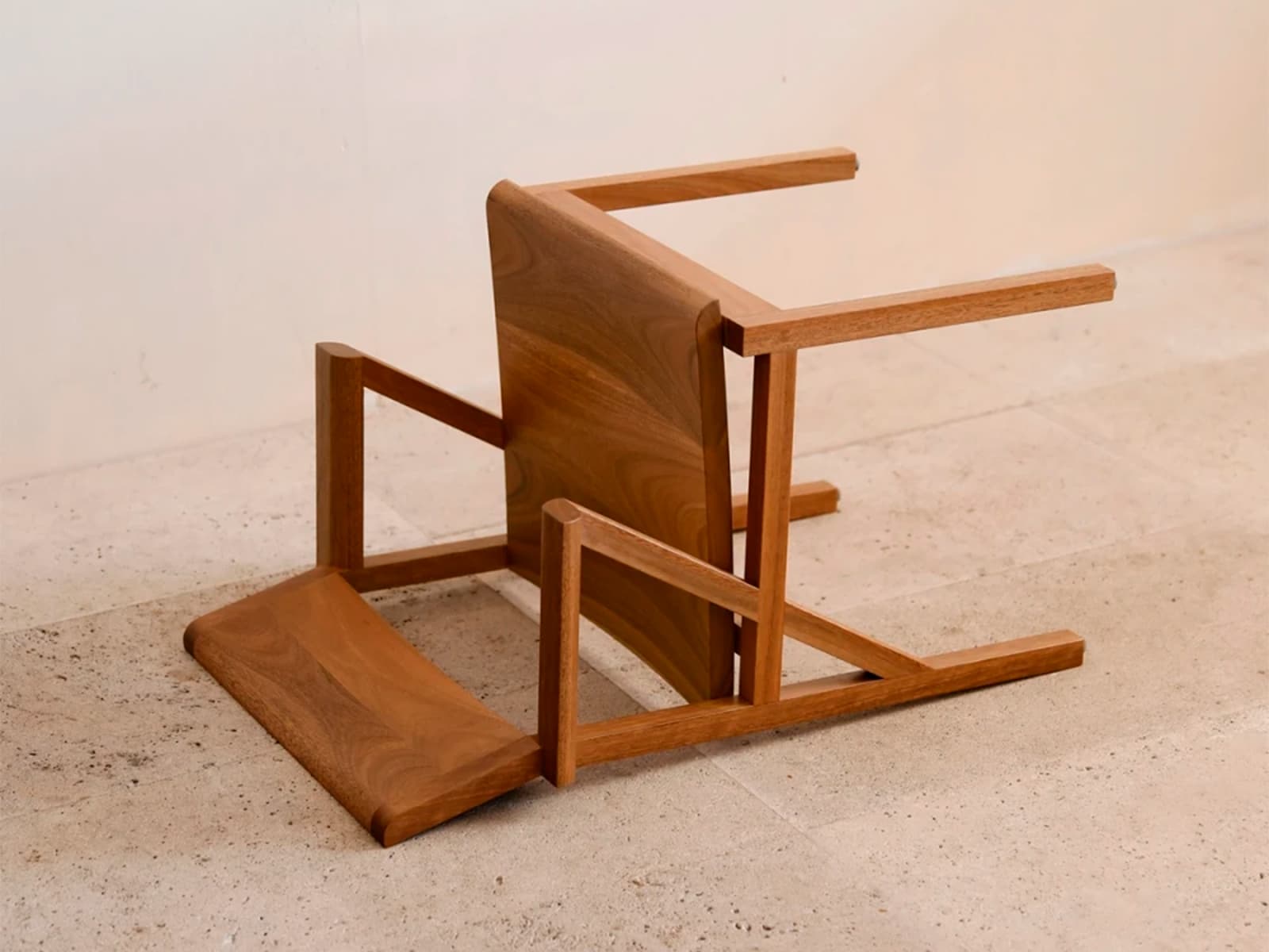 Том Фередей