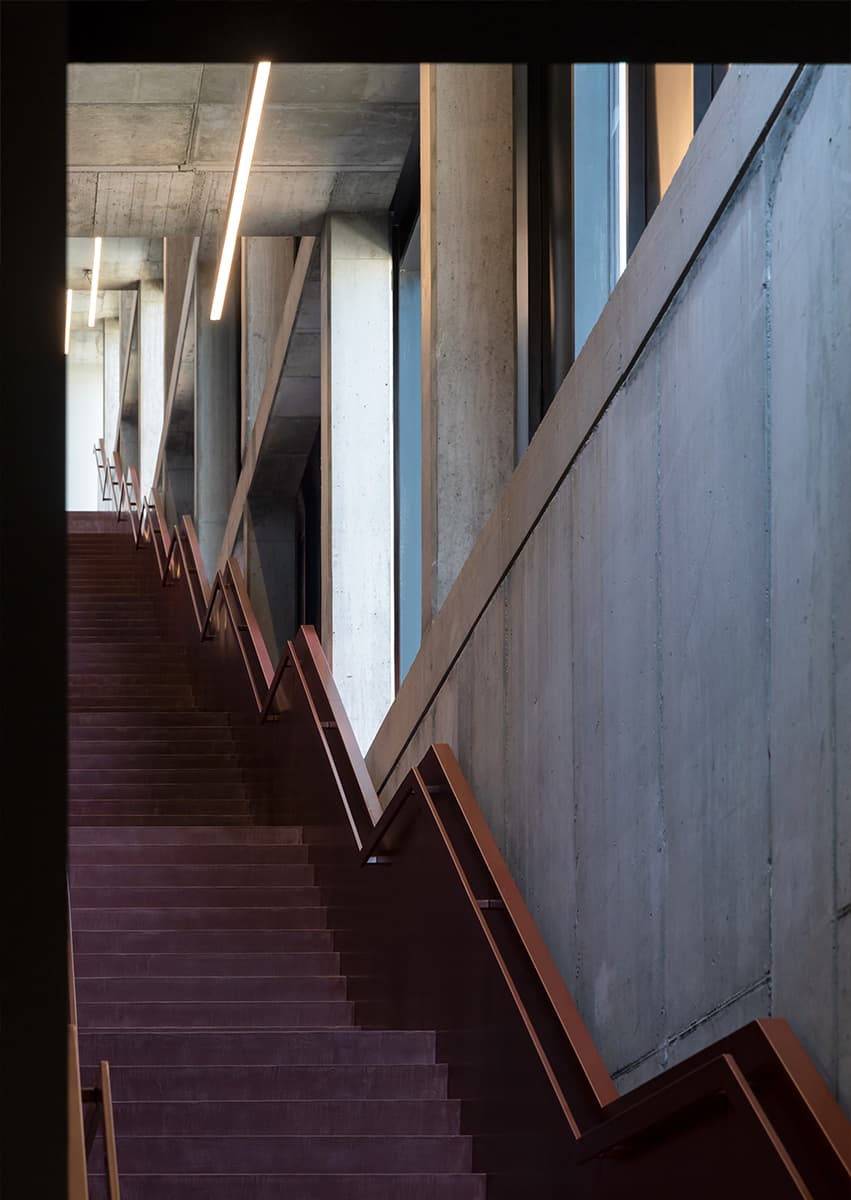 штаб-квартира Финансовой гвардии в Болонье по проекту DEMOGO