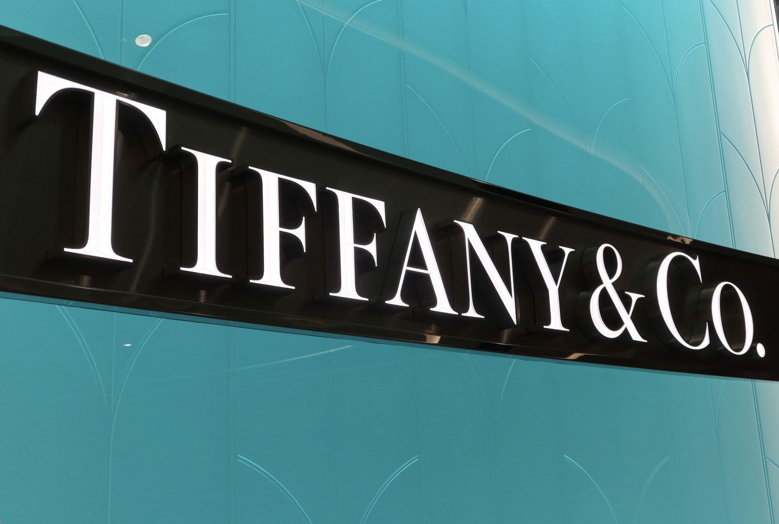 Tiffany & Co. представляет новую премию для ювелиров