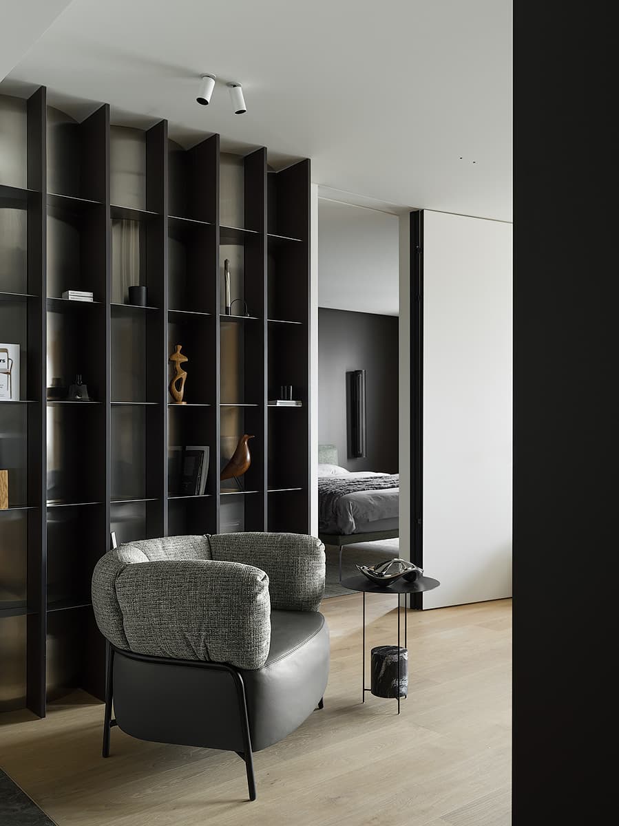 Спокойствие и практичность в интерьере квартиры для предпринимателя из Саратова — проект QUADRUM