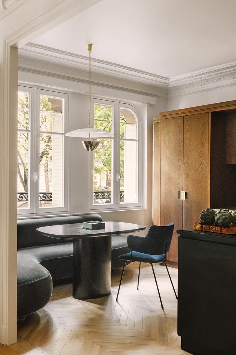 Вдохновленный Джо Понти интерьер исторической квартиры в Париже — проект бюро RMGB