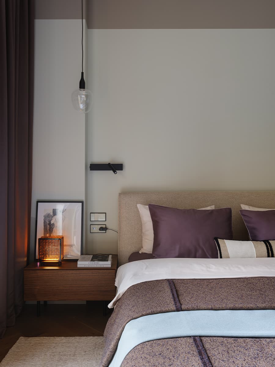 Элементы конструктивизма в красочном интерьере большой квартиры — проект Architecture design MatGolm