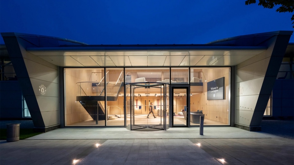 Foster + Partners обновили тренировочную базу Manchester United