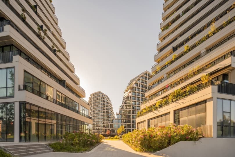 JA Joubert Architecture завершили строительство жилого комплекса Lake Views в Тиране