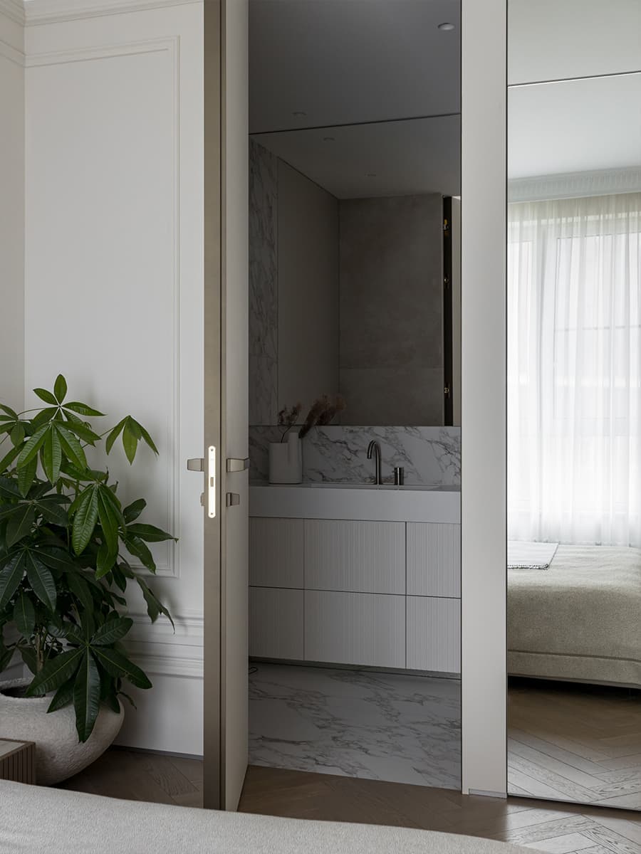 Квартира на вырост: сдержанный интерьер для родителей и ребенка — проект бюро STARIKOVA.ARCHITECTS