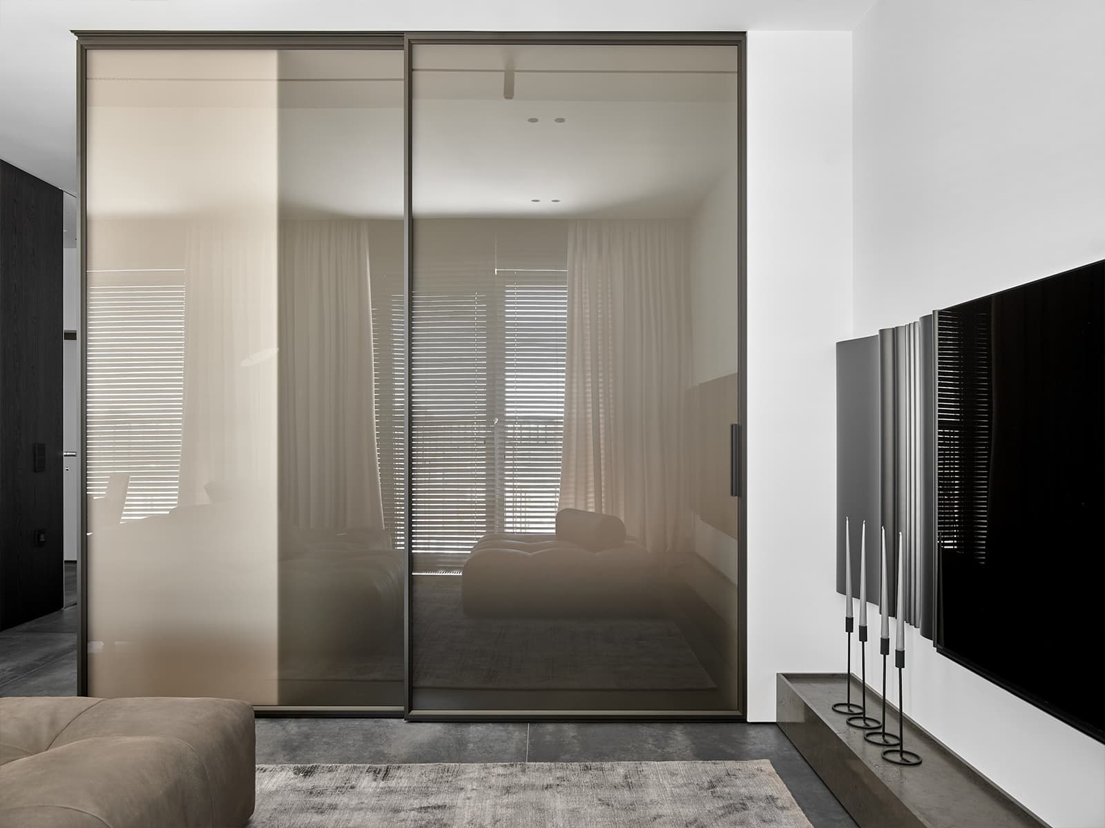 Лаконичный интерьер квартиры для семьи из Сибири — проект Анны Игнатенко